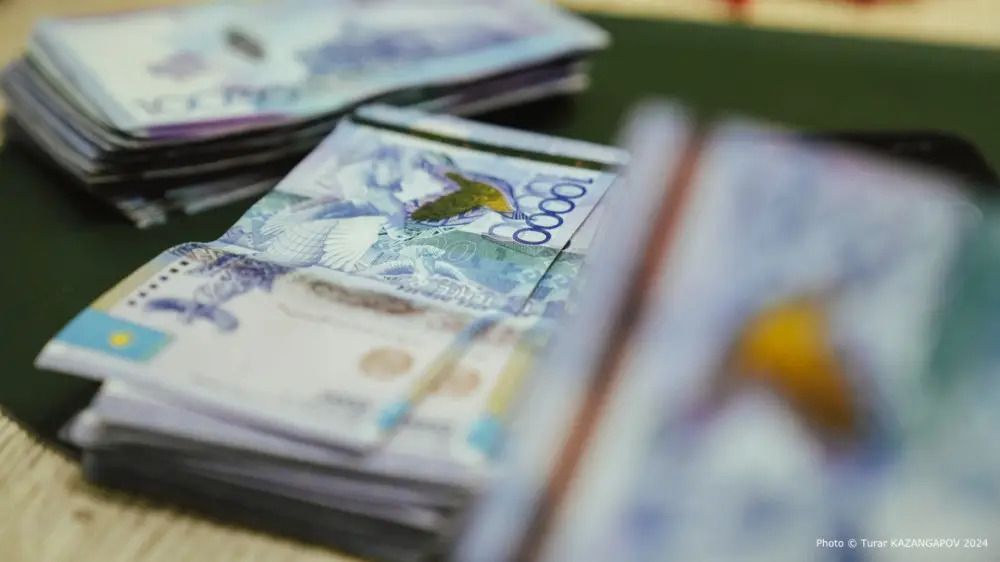 Казахстанцам дадут 14 дней на отказ от кредита без штрафа