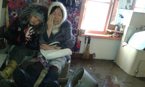  Жительница п. Диевка Улбосын Молдыбаева живет с мужем в доме, который находится в аварийном состоянии