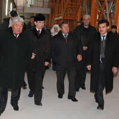 Молоко, мясо, прокат, наконец