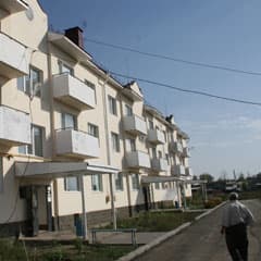 Только и остается звенеть ключами