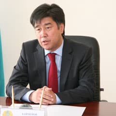 Чиновников оценят на 6 баллов