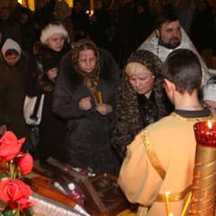 Прикасаться с верой в сердце