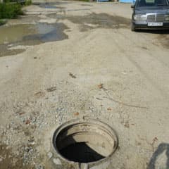 Два люка по Фабричной
