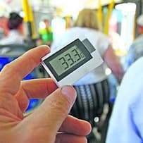 Автобус превращается в баню