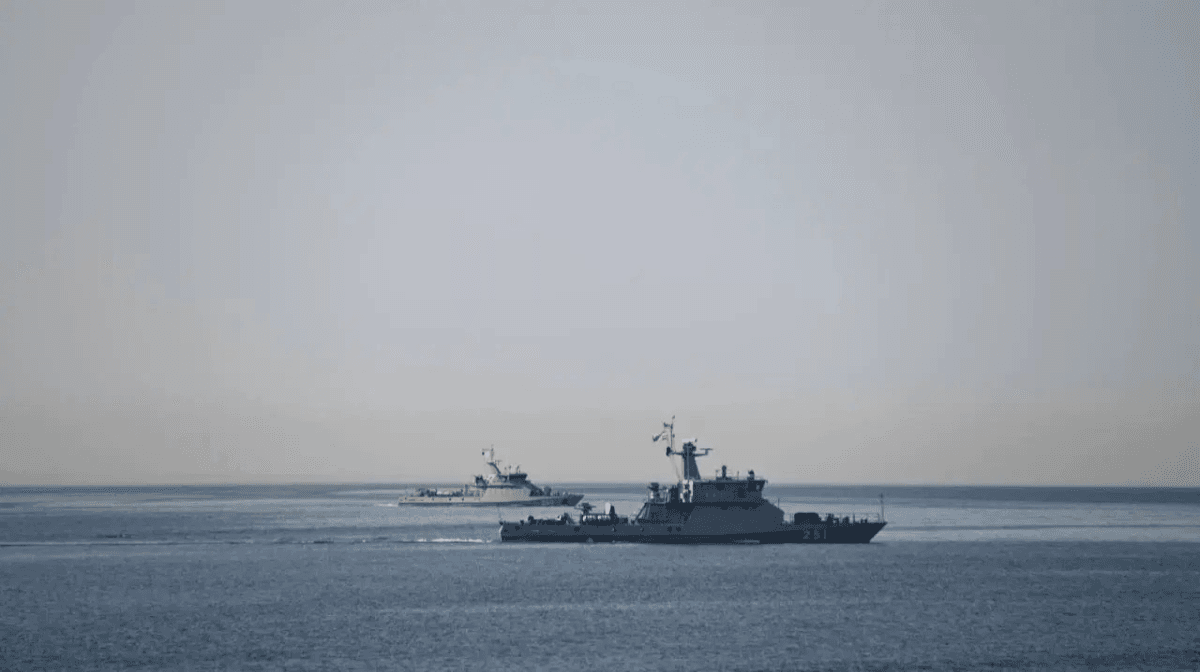 Военных унесло в Каспийское море во время учений в Мангистау, девять человек погибли
